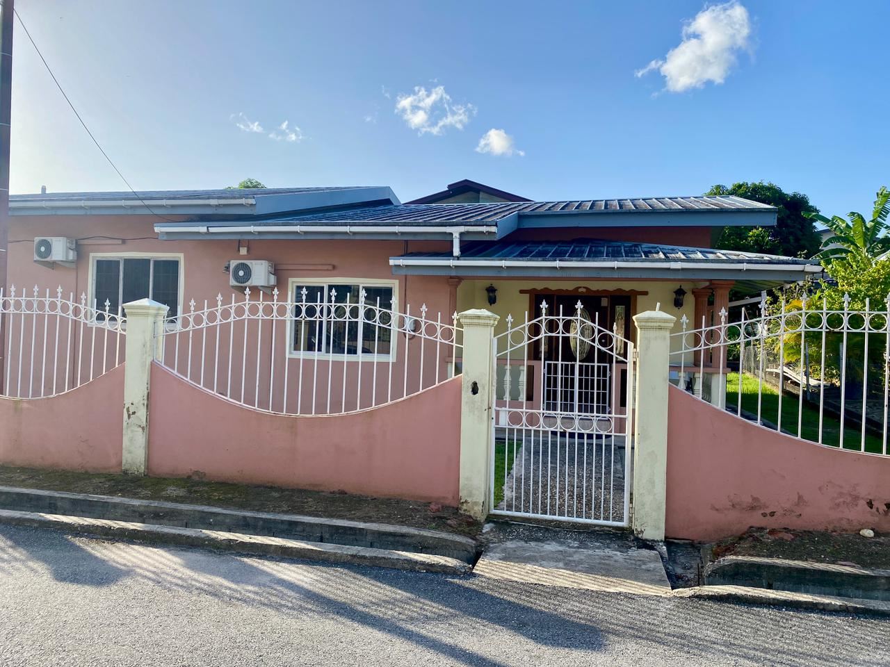 RE/MAX real estate, Trinidad and Tobago, Cap-de-Ville, HOUSE FOR SALE-POINT FORTIN-3 BEDROOMS